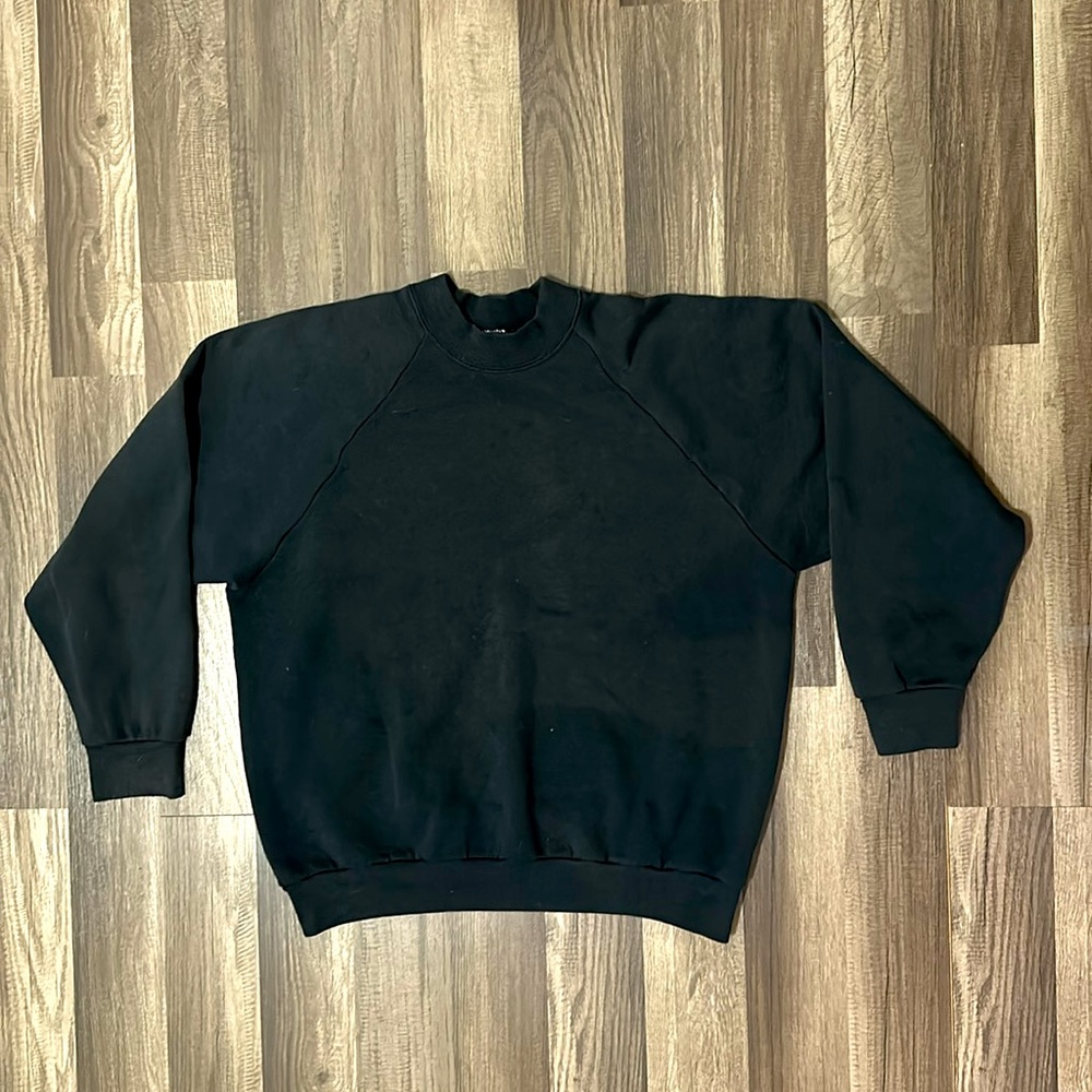 Vintage 80s/90s Fruit of the Loom Black Crewneck Sweatshirt